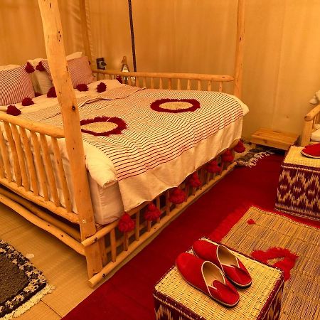 מרזאוגה Sanmao Desert Luxury Camp מראה חיצוני תמונה
