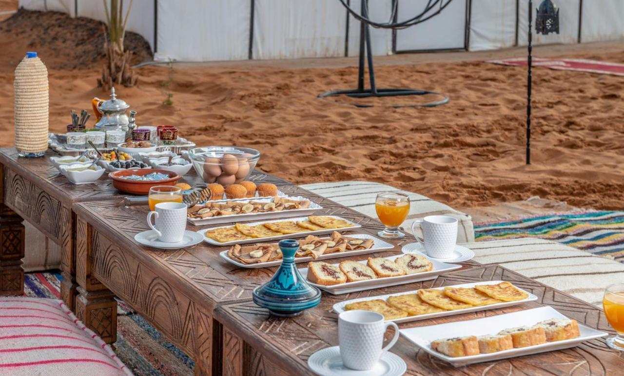 מרזאוגה Sanmao Desert Luxury Camp מראה חיצוני תמונה