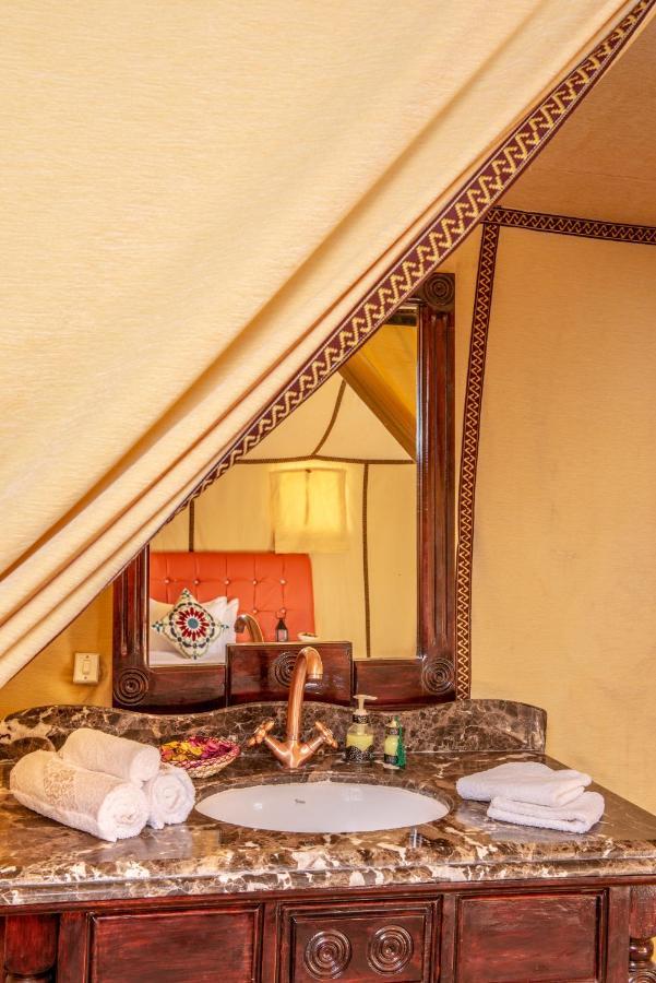 מרזאוגה Sanmao Desert Luxury Camp מראה חיצוני תמונה
